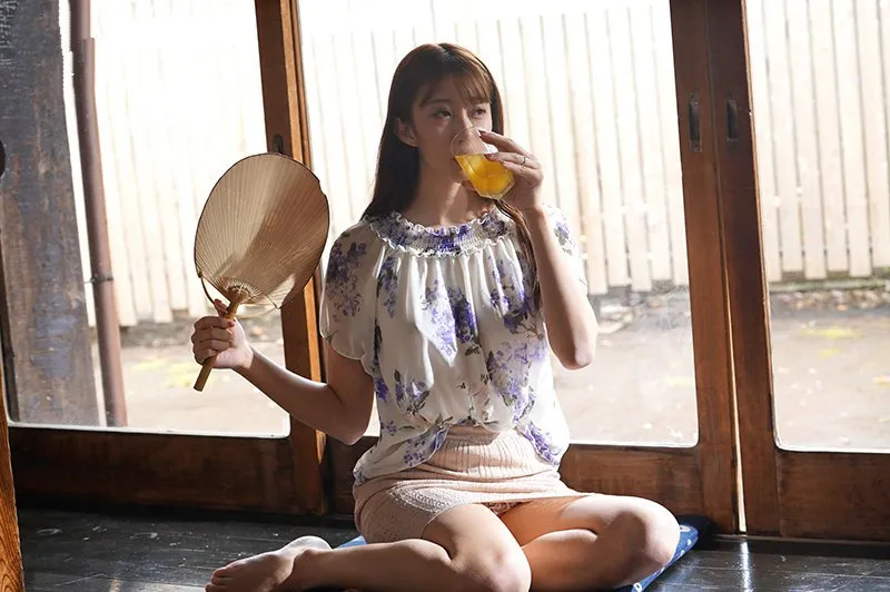 Mùa hè buồn chán ở quê địt cô vợ cạnh nhà thiếu thốn vì lấy chồng già